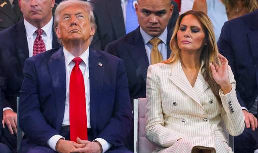 FOTO Gle, mali tenkić! Ovako se Melania provela na paradi