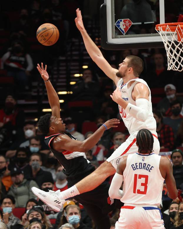 NBA: Los Angeles Clippers at Portland Trail Blazers