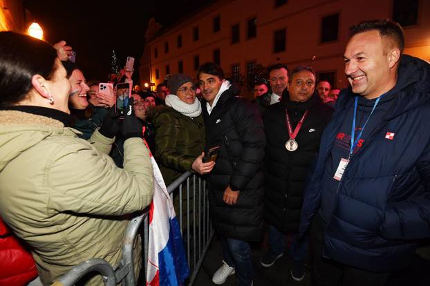 Varaždin: Zlatko Dalić stigao među obožavatelje na Kapucinskom trgu