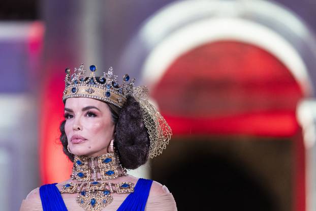 Split: Severina proštela modnom pistom na predstavljanju nove kolekcije Matije Vuice
