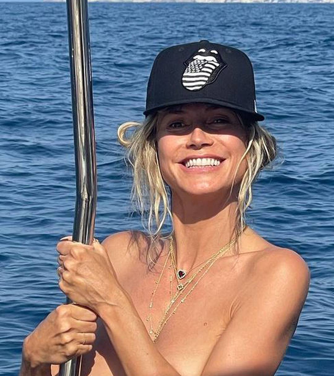 Heidi Klum pozirala bez gaćica i sa svog međunožja pojela tortu