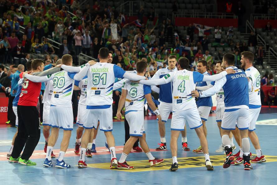 Vujović odahnuo! Slovenija je dobila C. Goru i ide u 2. krug