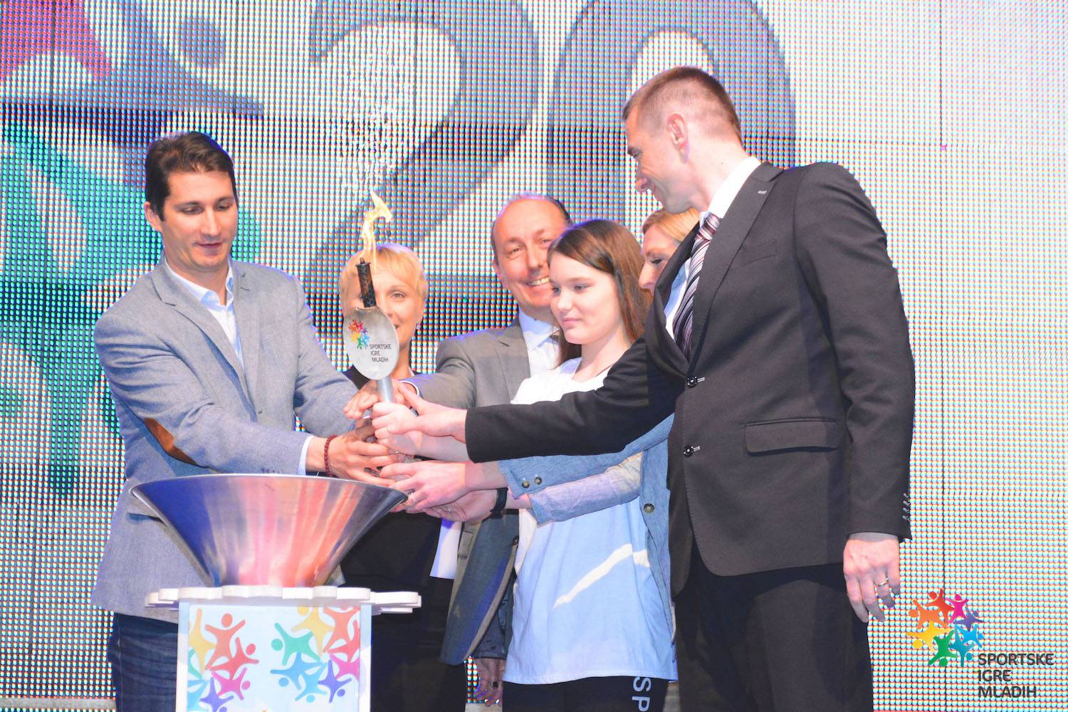 U Vukovaru svečano otvorene 20. Sportske igre mladih