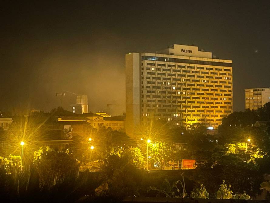 VIDEO Požar u dvorištu škole u Zagrebu: 'Opet vandalizam...'