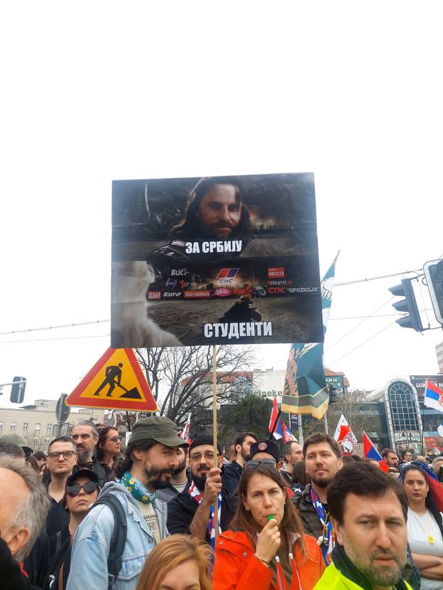 200 slika s masovnog prosvjeda