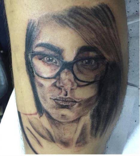 Tetovirao je Khalifu na tijelu, a ona ga izvrijeđala: 'Tužan sam'