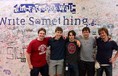 Umjesto na more, studenti išli raditi u Facebook i Google