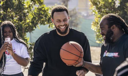 Insajder: Curry &cacute;e ipak nastaviti u Warriorsima! Potpisat &cacute;e novi ugovor vrijedan 102 mil. eura