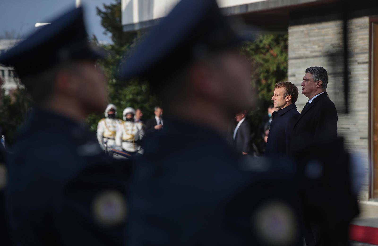 Zagreb: Svečani doček predsjednika Francuske Republike Emmanuela Macrona u Uredu Predsjednika Republike
