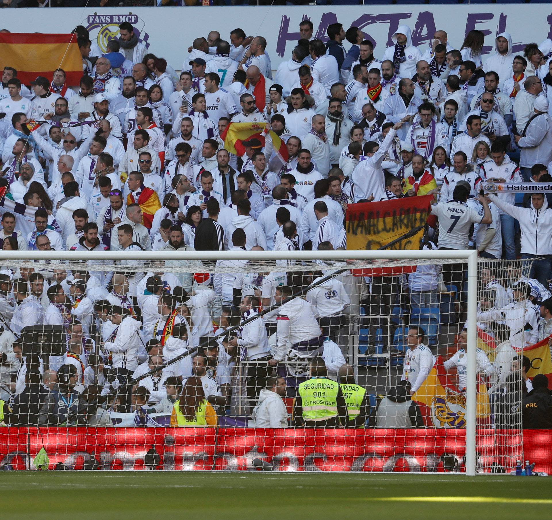 La Liga Santander - Real Madrid vs FC Barcelona