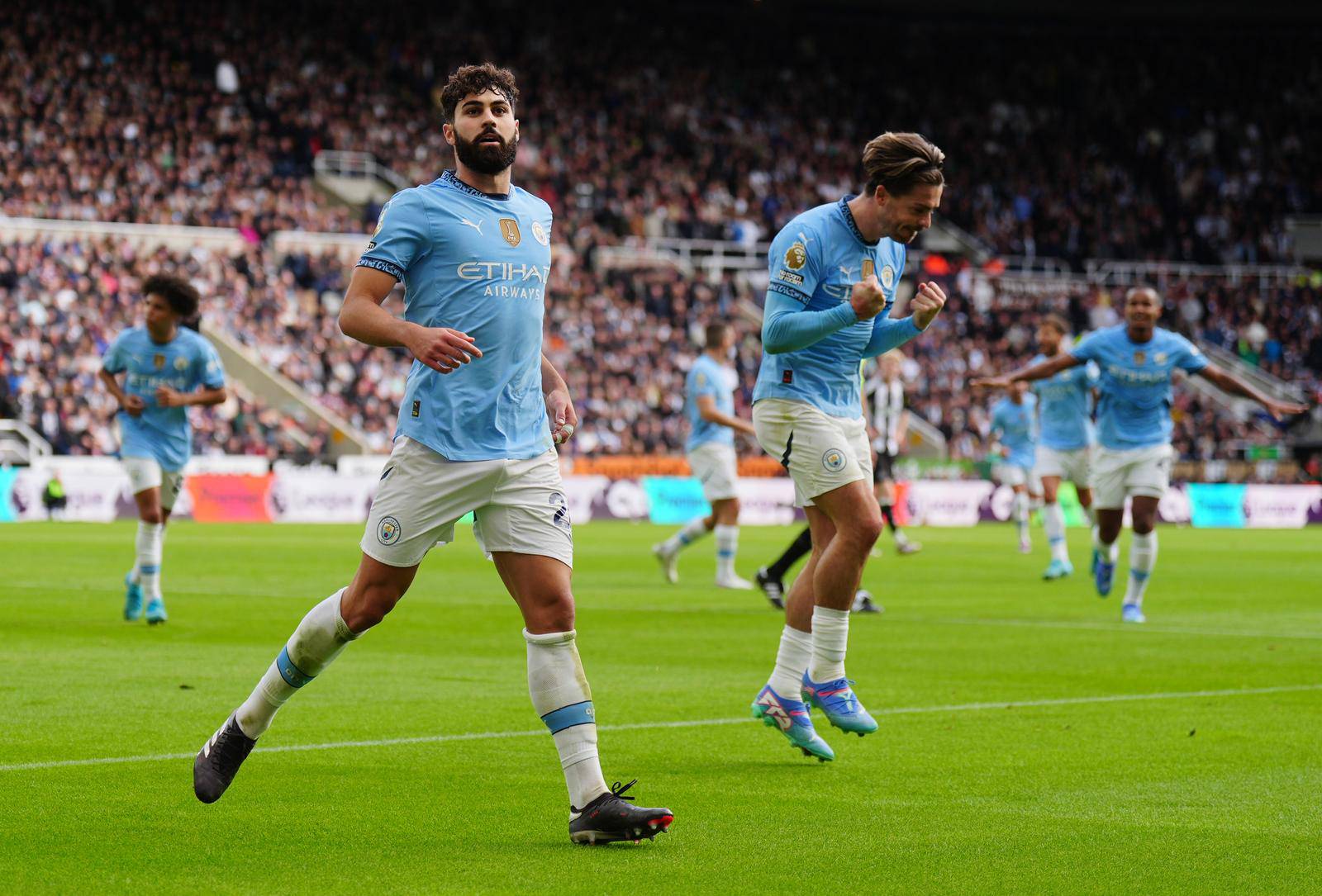 Newcastle United v Manchester City - Premier League - St James' Park