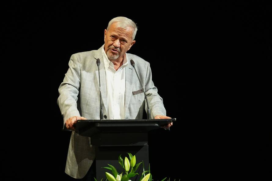 FOTO Emotivna komemoracija: O Halidu pričali njegovi bližnji, mnogi nisu mogli sakriti suze...