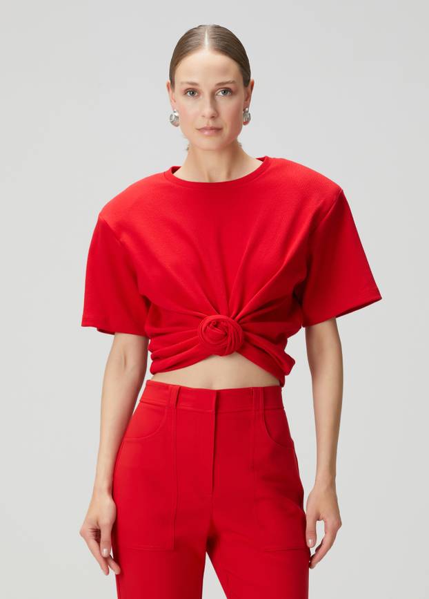 FOTO Nabrana majica poljskog brenda postala je hit - a sada ju imamo i u domaćoj verziji!