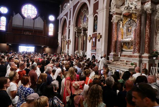 Sinj: Procesija i misa povodom blagdana Velike Gospe