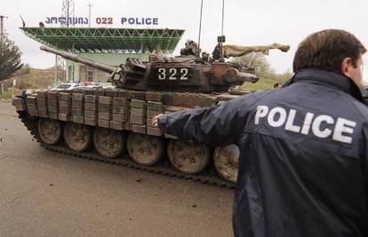 U eksploziji poginula dva policajca, a jedan ozlijeđen