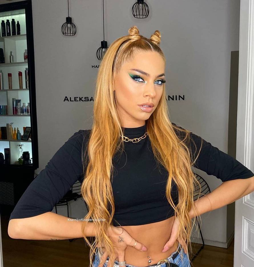 Sanja ima 'seks skandal', Ivana fotku s Johnnyjem Deppom, a Ksenijin tata je popularni pjevač