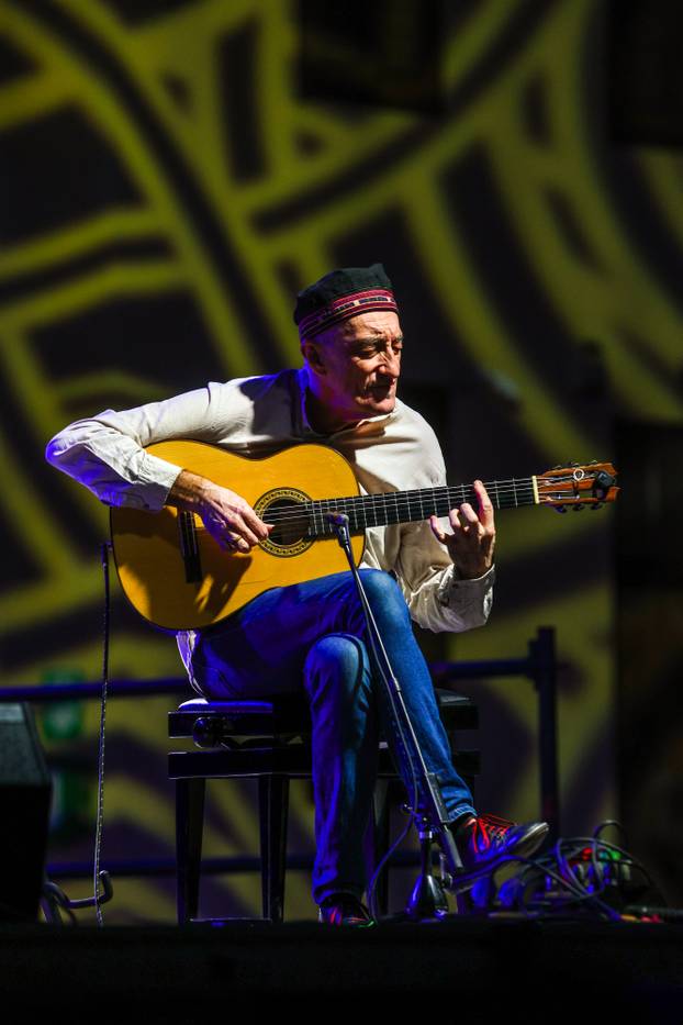 Pula: Vlatko Stefanovski I Miroslav Tadic odrzali su koncert u malom rimskom kazalistu