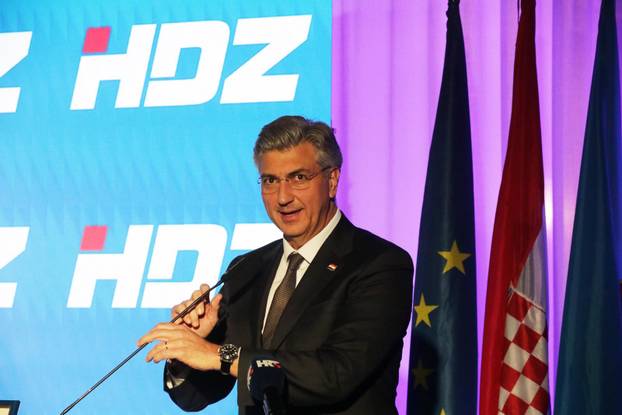 Rijeka: Premijer Plenković na proslavi 36. godišnjice osnutka HDZ-a