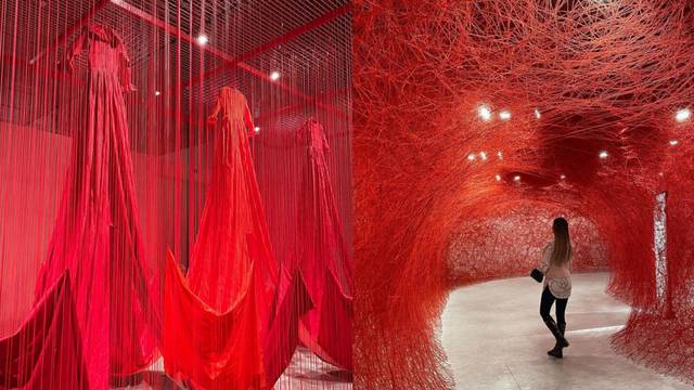 Odijeva cijeli prostor u tekstil: Velike instalacije od crvenih niti