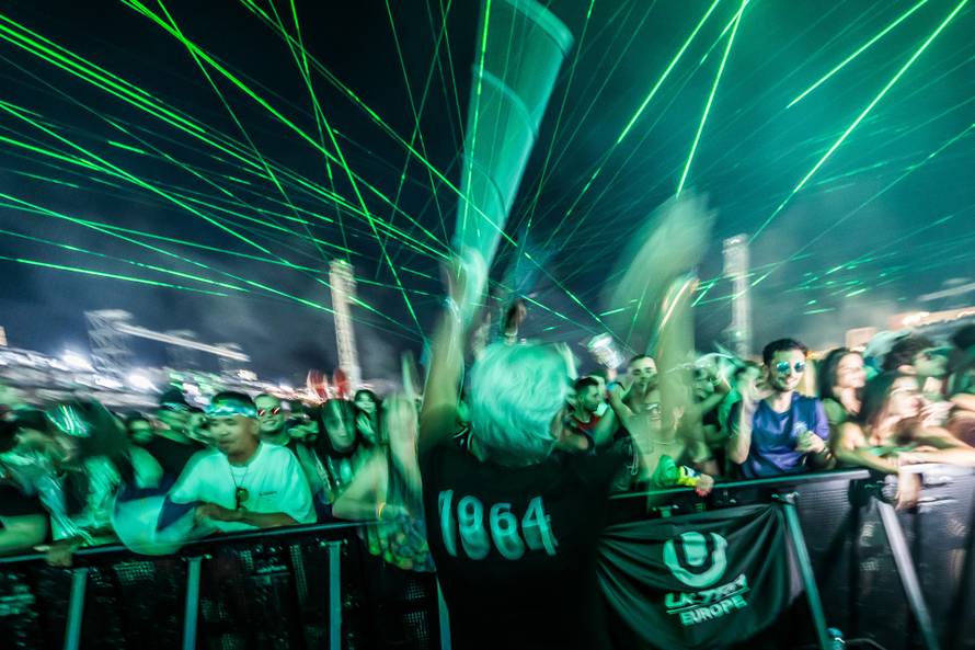 Split - DJ Vini Vici.