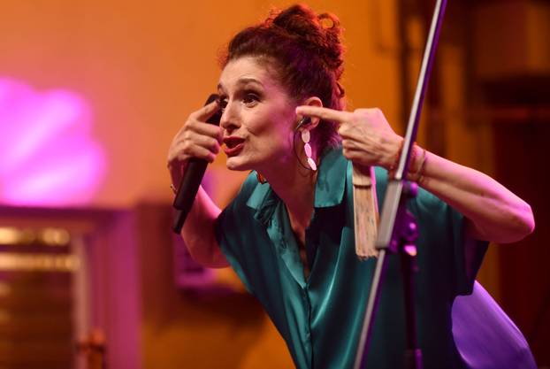 Oroslavje: Doris Dragović nastupila na Ljetnoj pozornici