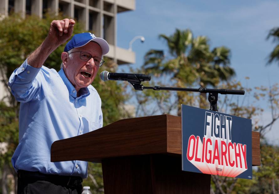 U.S. Sen. Sanders and U.S. Rep. Ocasio-Cortez hold a rally in Los Angeles
