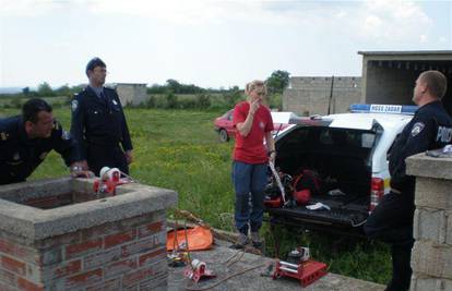 Zadarsku policiju spasioci spuštali u bunar s oružjem