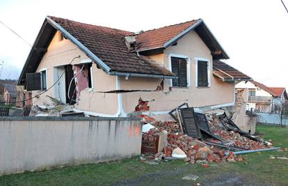 'Sastanci Stožera traju po pet sati bez ikakvog zaključka, a već se odjavilo 1100 ljudi'