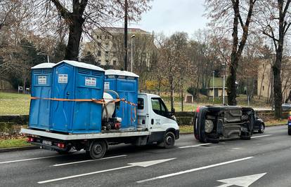 Kamion i dva auta sudarili se u Zagrebu, auto završio na boku