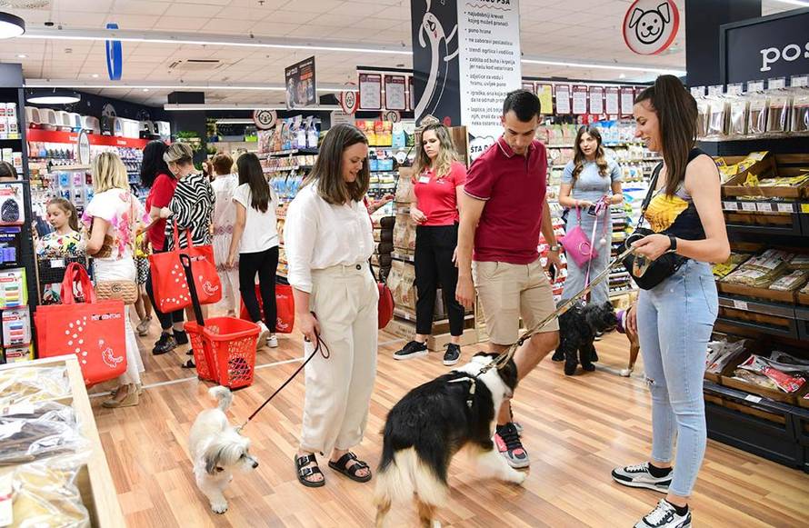 Ljubav je to – riječke šapice hrle u novi Pet centar u ZTC-u