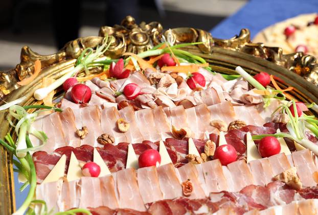 Šibenik: Podjela hrane na uskršnji ponedjeljak