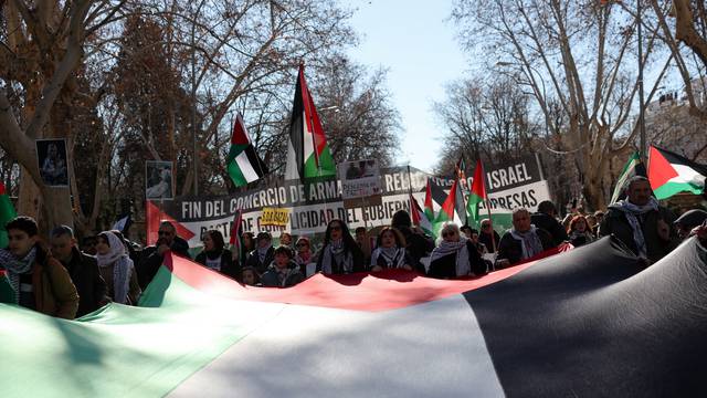 Protest in Spain calling for ceasefire in Gaza
