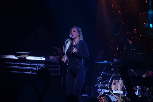 Beograd: Nastup Breskvice u restoranu Nacionalna klasa