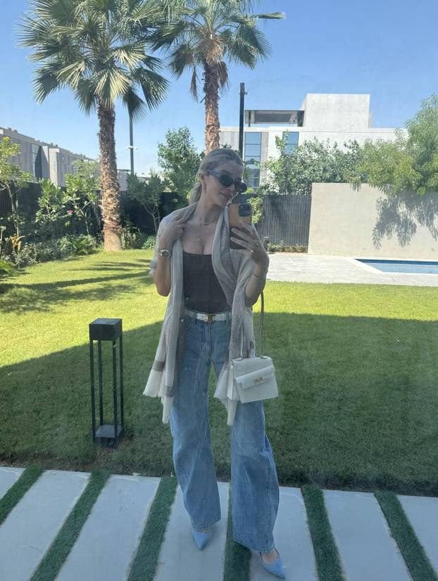 FOTO Naša prekrasna novinarka zaljubila se u ikonu Reala. Brak im je kao iz bajke, dobili i sina