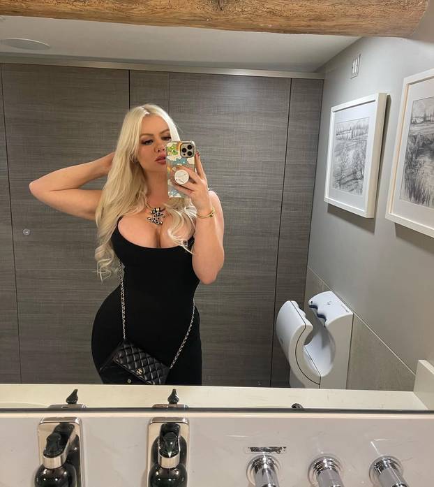 FOTO Bujna Britanka kaže kako su muškarci opsjednuti s njom: 'Jedan me čak stavio u oporuku'