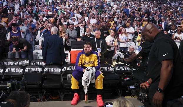 NBA: Los Angeles Lakers at Dallas Mavericks