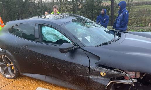 Zvijezda Tottenhama razbila Ferrari od 500.000 &euro; na putu za Ligu prvaka. 'Sre&cacute;a da je &zcaron;iv...'
