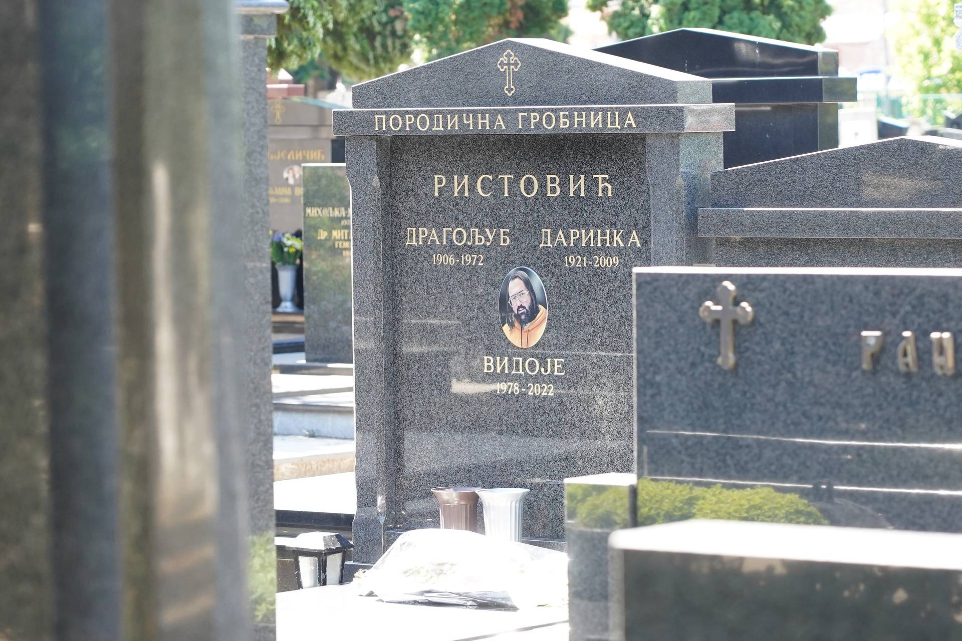 Obilježeno 40 dana od smrti Vidoja Ristovi?a  na Novom groblju u Beogradu