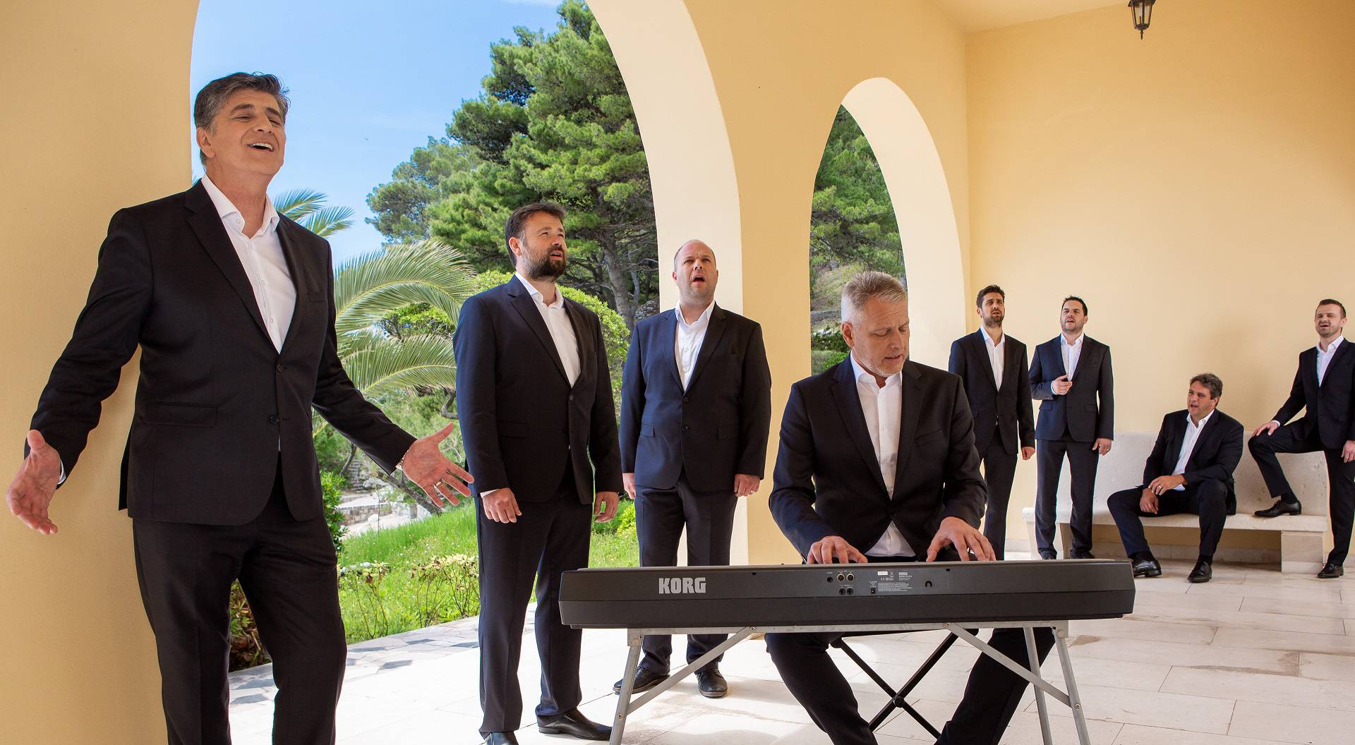 Klapa Rišpet predstavlja novu pjesmu 'Ja samo za te živin'