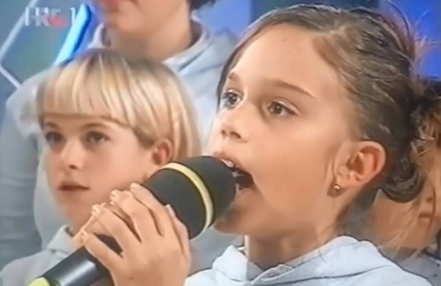 Prije 20 godina: Mala Franka je uz zbor otpjevala Oliverov hit