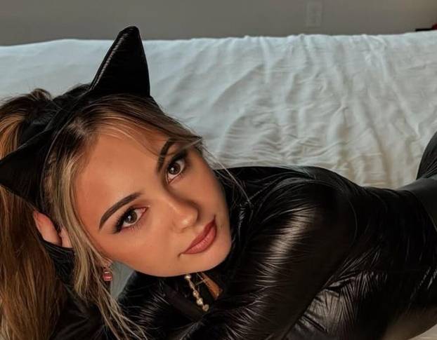 FOTO Ideš, kakvo tijelo! Heather vrućim pozama izluđuje fanove