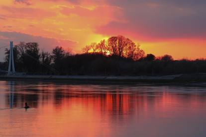 Osijek: Zalazak sunca nad Dravom