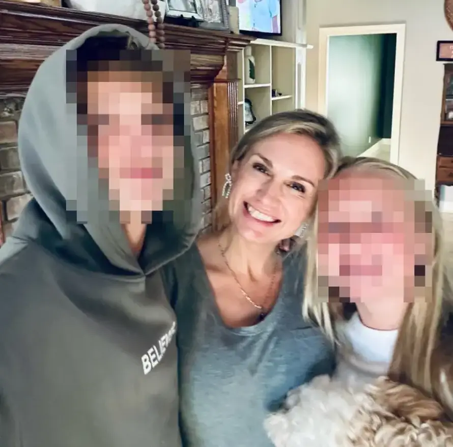 Procurili detalji iz privatnog života razvratne predatorice koja je silovala tinejdžera (16)