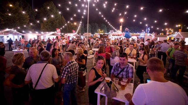 Otvaranje Rujanfesta na Bundeku uz Bešlića i Džinovića