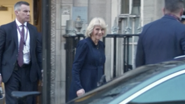 VIDEO Camilla posjetila kralja Charlesa nakon operacije