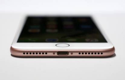 iPhone 8 moći će prepoznati vlasnika uz "laserski senzor"