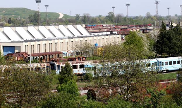 Zagreb: Napu&scaron;teni vlak Samobor?ek na ran&zcaron;irnom kolodvoru