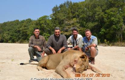 FOTO Krvavi safari, umjetnine i poziranje: Kako je živio Nadan Vidošević - 'hrvatski Clooney'...