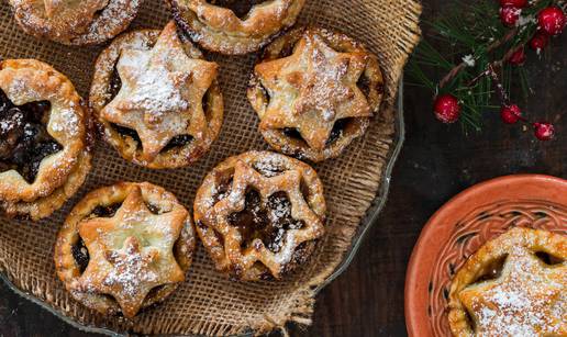 Mince pies je tradicionalni britanski božićni desert, a ako ga želite kušati - tu je recept