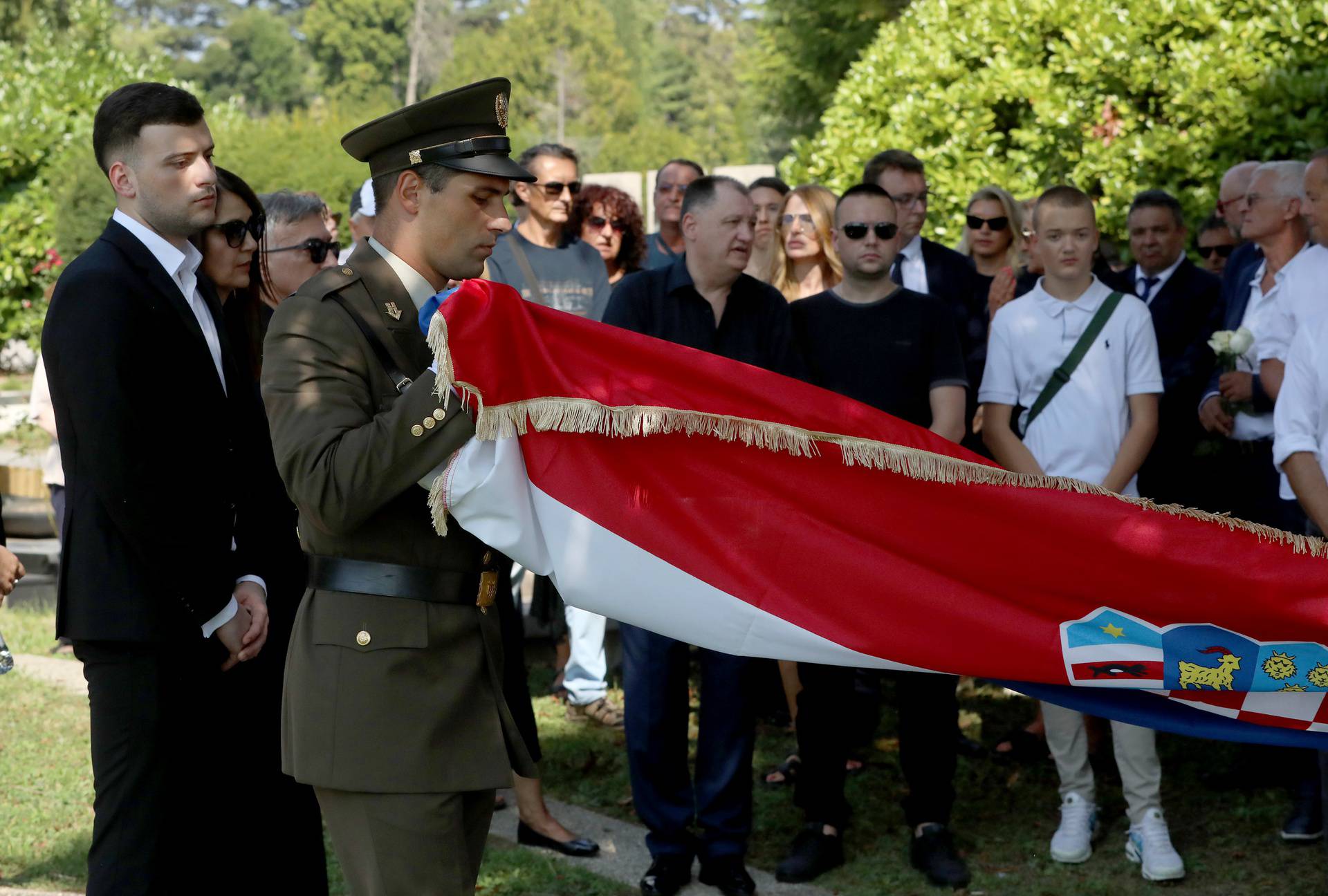 Zagreb: Pogreb Predraga Freda Matića na Mirogoju